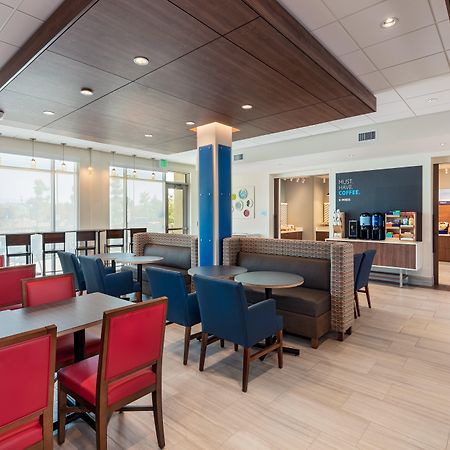 Holiday Inn Express & Suites - Moreno Valley - Riverside By Ihg מראה חיצוני תמונה