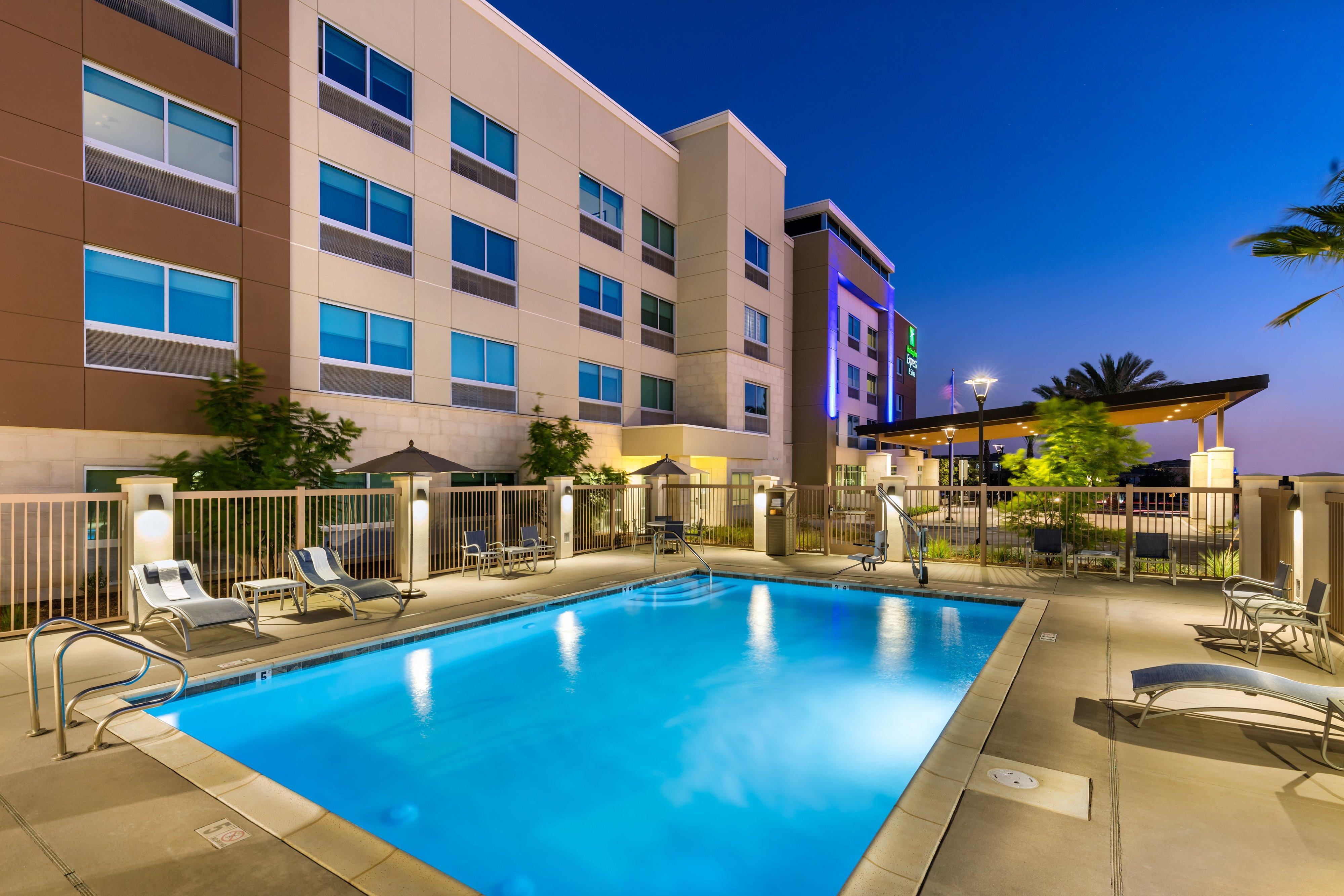 Holiday Inn Express & Suites - Moreno Valley - Riverside By Ihg מראה חיצוני תמונה