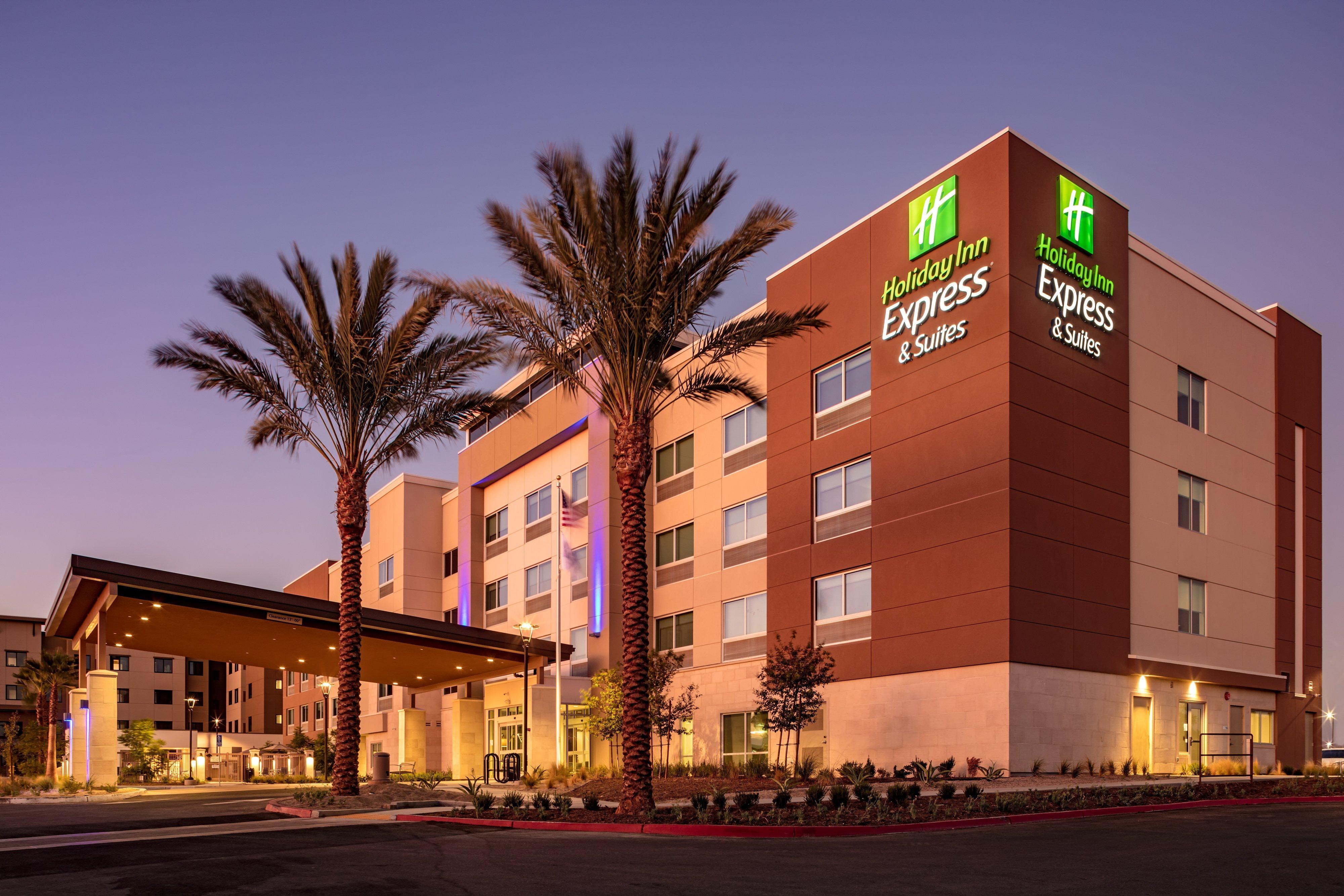 Holiday Inn Express & Suites - Moreno Valley - Riverside By Ihg מראה חיצוני תמונה